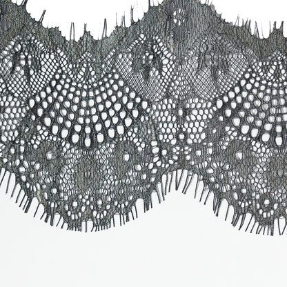 Italian Metallic Black and Gold Scalloped Lace Trim - 4" Detail