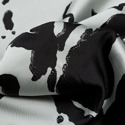 Metallic Abstract Jacquard Lame - Black and Gray Violet Detail