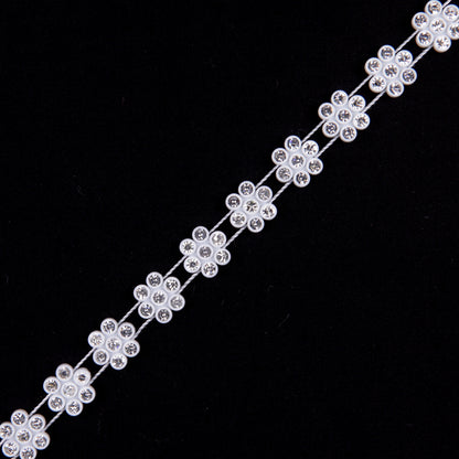 1/2 White/Crystal Plastic &amp; Glass
