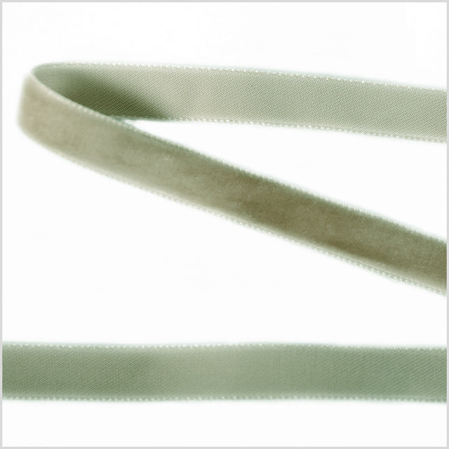 Light Green Single Face Velvet Ribbon - 0.375