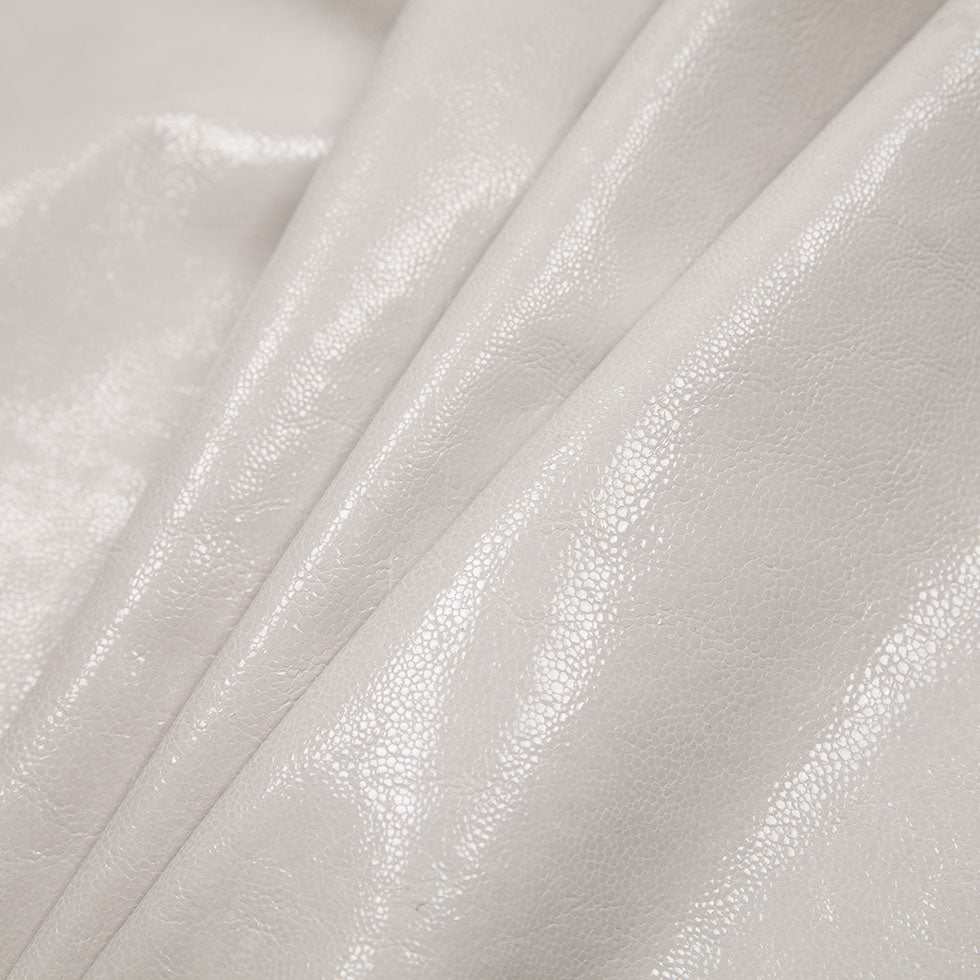Extra-Large Off-White Laminated Cow Leather Folded