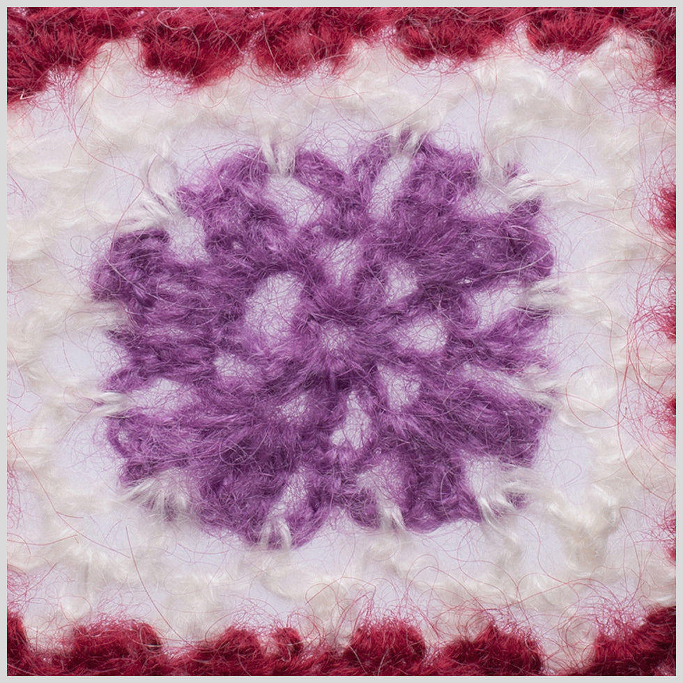 Red/White/Orchid Squares Crochet Lace Trim Detail
