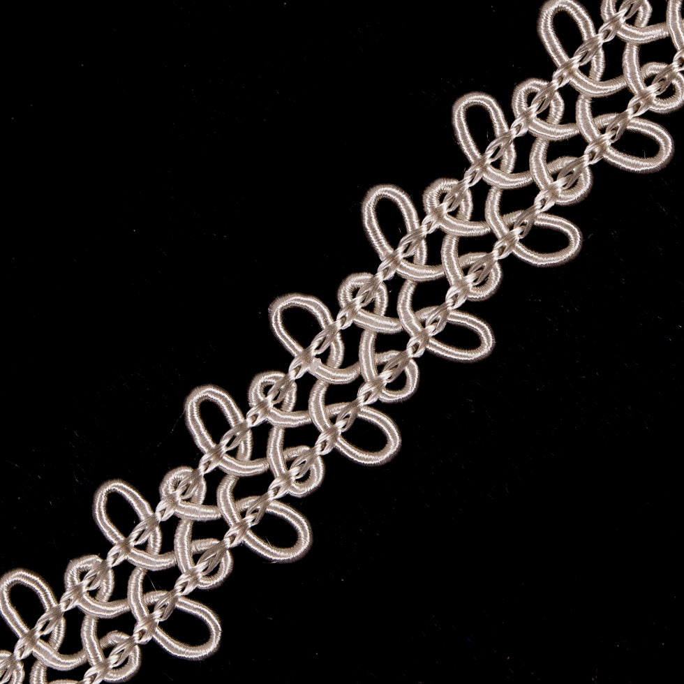 Ivory Loose Braided Cord - 0.75" Detail