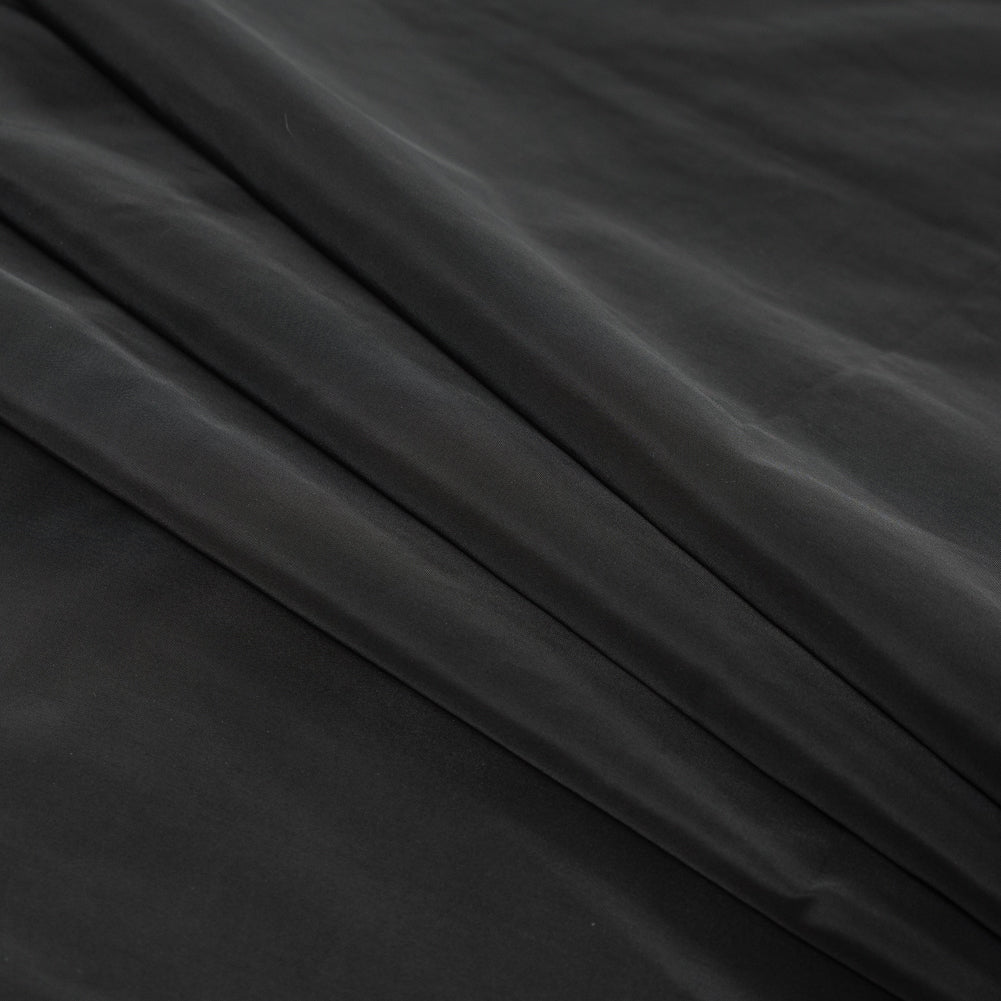 Black Wind Resistant Polyester with P/D Finishing - 75D*75D - Detail