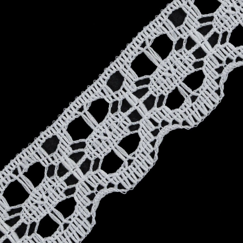 White Lace Crochet Trim - 1.25 - Detail