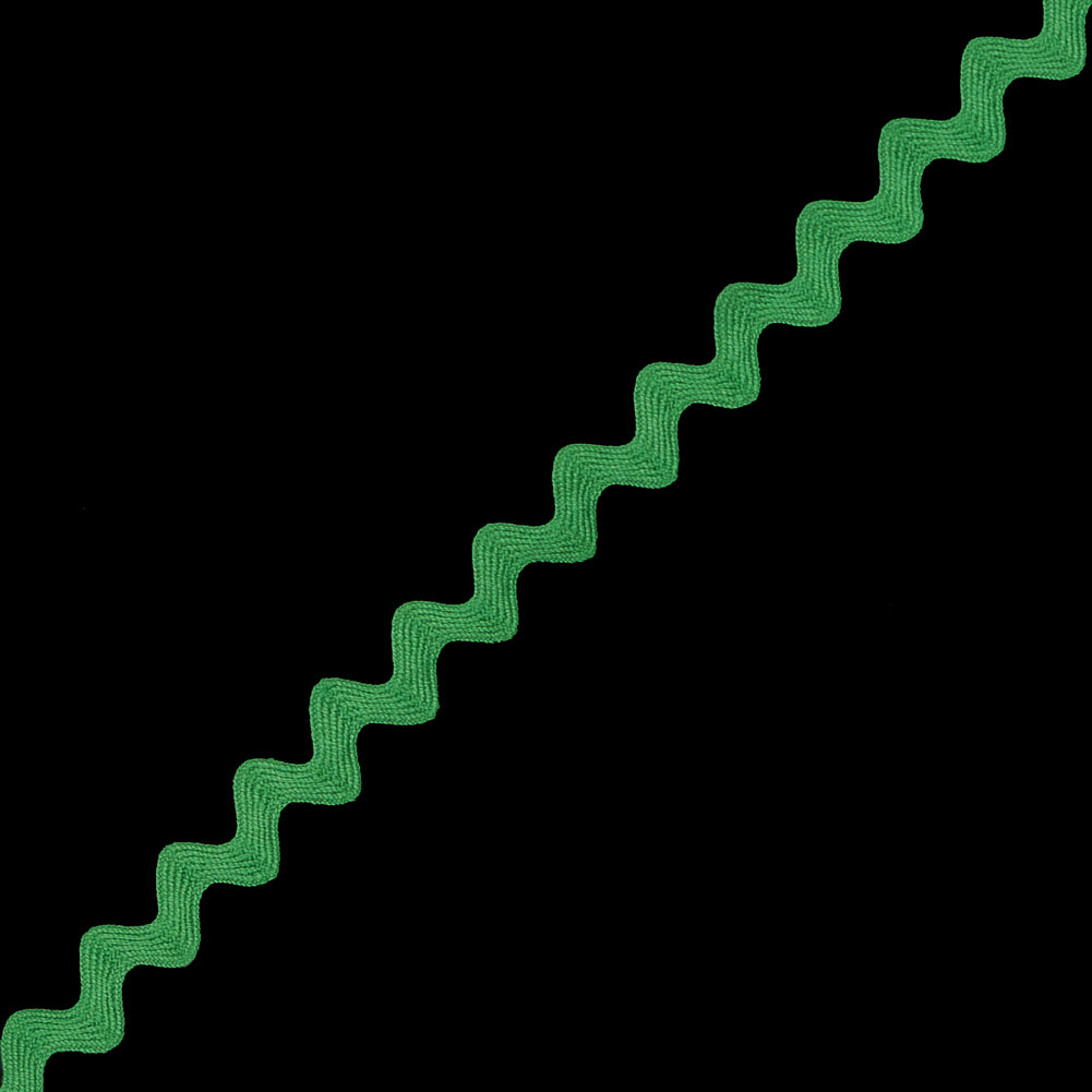 Grass Green Ric Rac Ribbon - 0.5" Detail