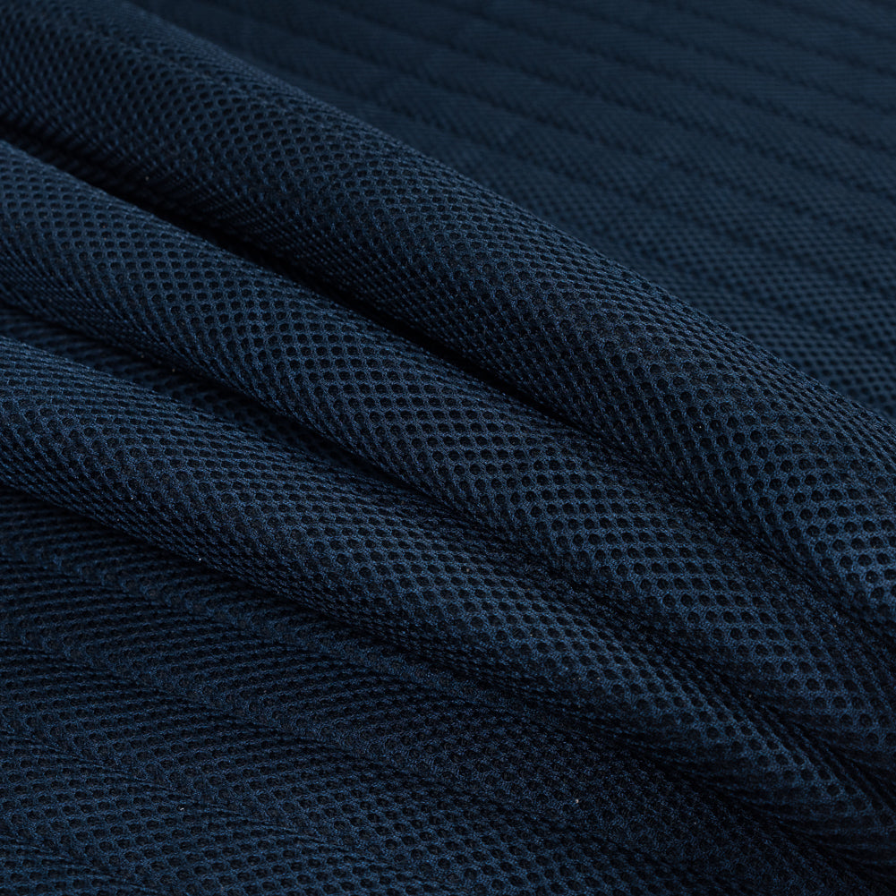 Blue Linear Ribbed Mesh Quilted Coating Folded