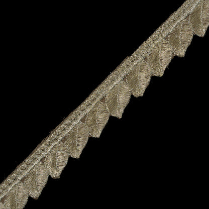 Metallic Gold Iron-on Leaf Trim - 0.75" Detail