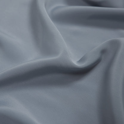 Polyester Peachskin - Silver Detail