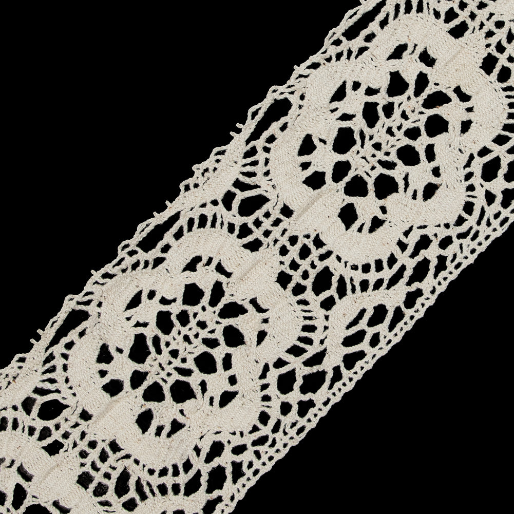 Natural Crochet Lace Trim - 2.75" Detail