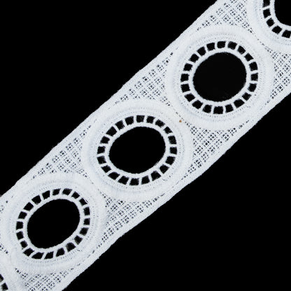 Off-White Geometric Venise Lace - 2" Detail