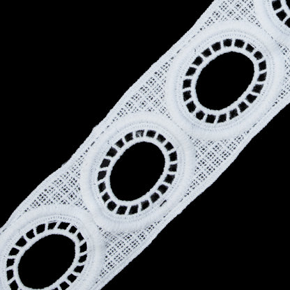 White Geometric Venise Lace - 2" Detail