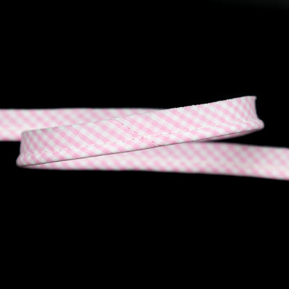 Italian White and Pink Checkered Bias Piping Cord with Lip - 0.375" Detail