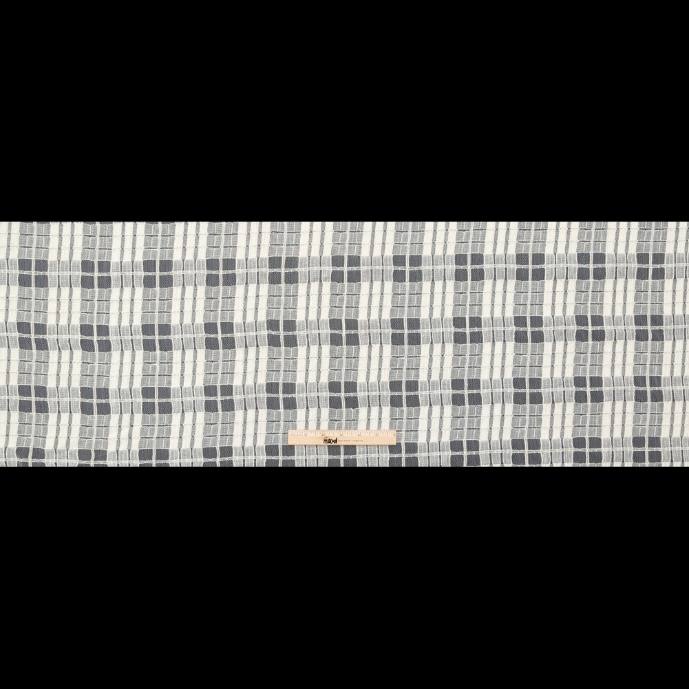 Natural Plaid Polyester Netting Full
