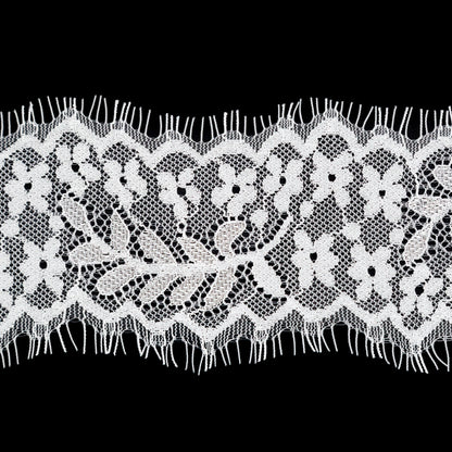 European White Floral Scalloped Eyelash Lace Trim - 3" Detail