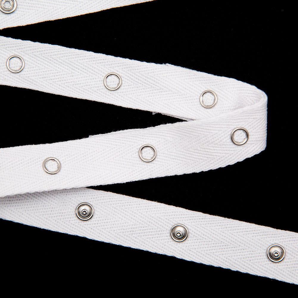 Dritz White Twill Tape with Silver Snaps - 17.5" (44.5cm) Full