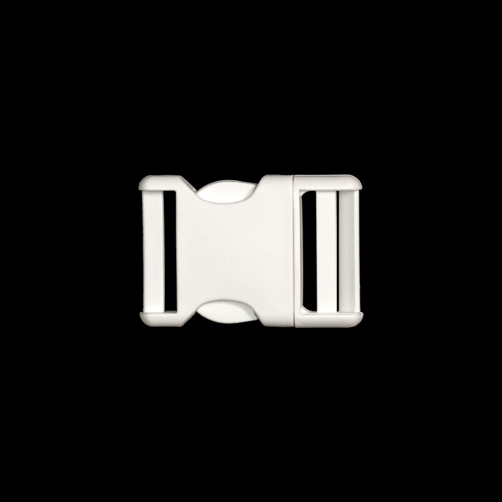 Lucille Italian Large Cloud Dancer Plastic Release Buckle Detail