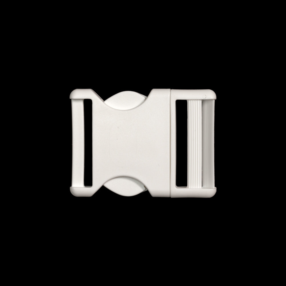 Lucille Italian Extra Large Cloud Dancer Plastic Release Buckle Detail