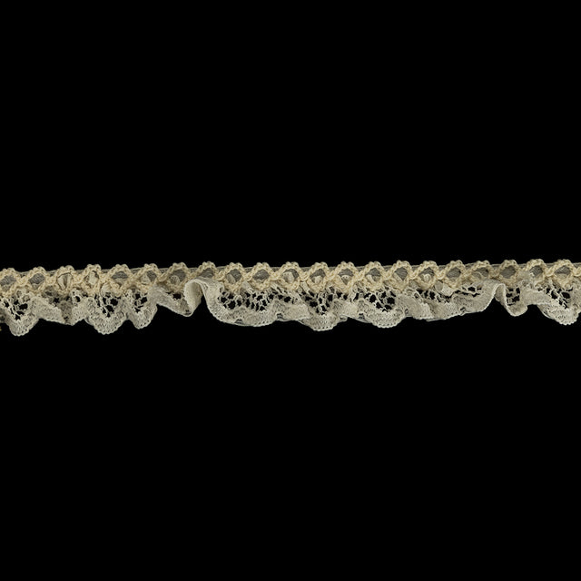 Antique White Criss Cross Crochet Trimming - 0.625"