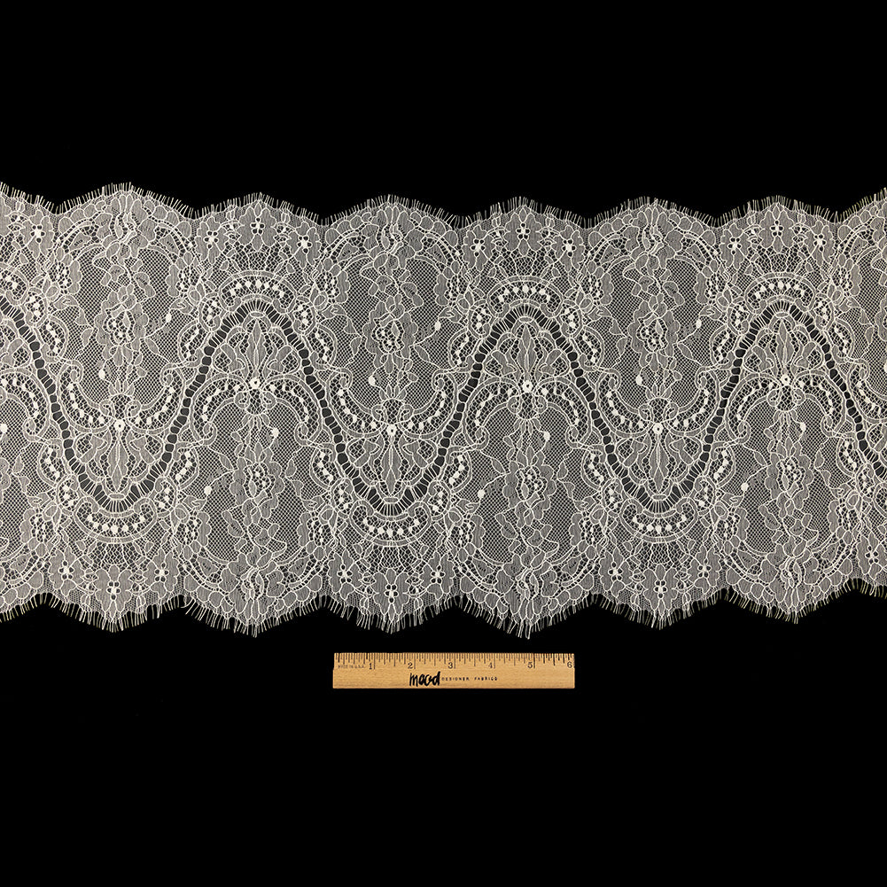 White Alyssum Floral and Paisley Chantilly Lace Trim - 12" x 3yd Full