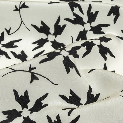 Tanya Taylor White and Black Geometric Floral Silk Crepe de Chine Folded
