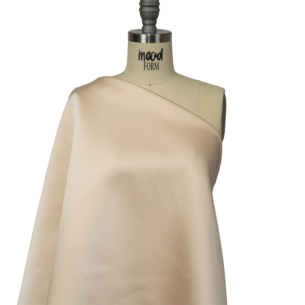 Carolina Herrera Italian Cream Peach Polyester Duchesse Satin Drape