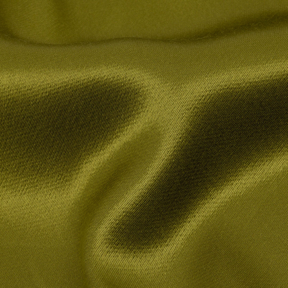 Sustainable Viscose Fluid Satin - Kiwi Green - Mood Exclusive Elliana Collection - Detail