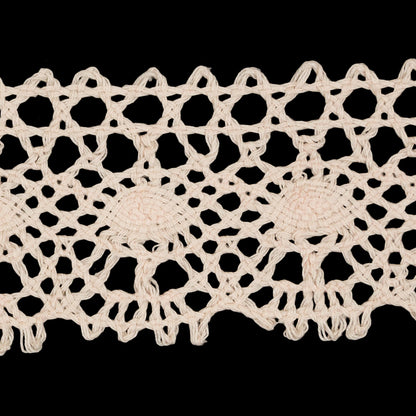 Pale Peach Scalloped Classic Crochet Lace Trim - 2" Detail