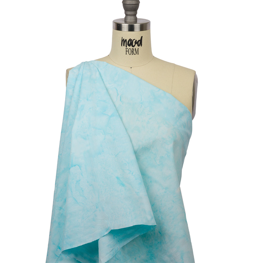 Island Batiks Foundation Basics Icicle Abstract Quilting Cotton - Drape