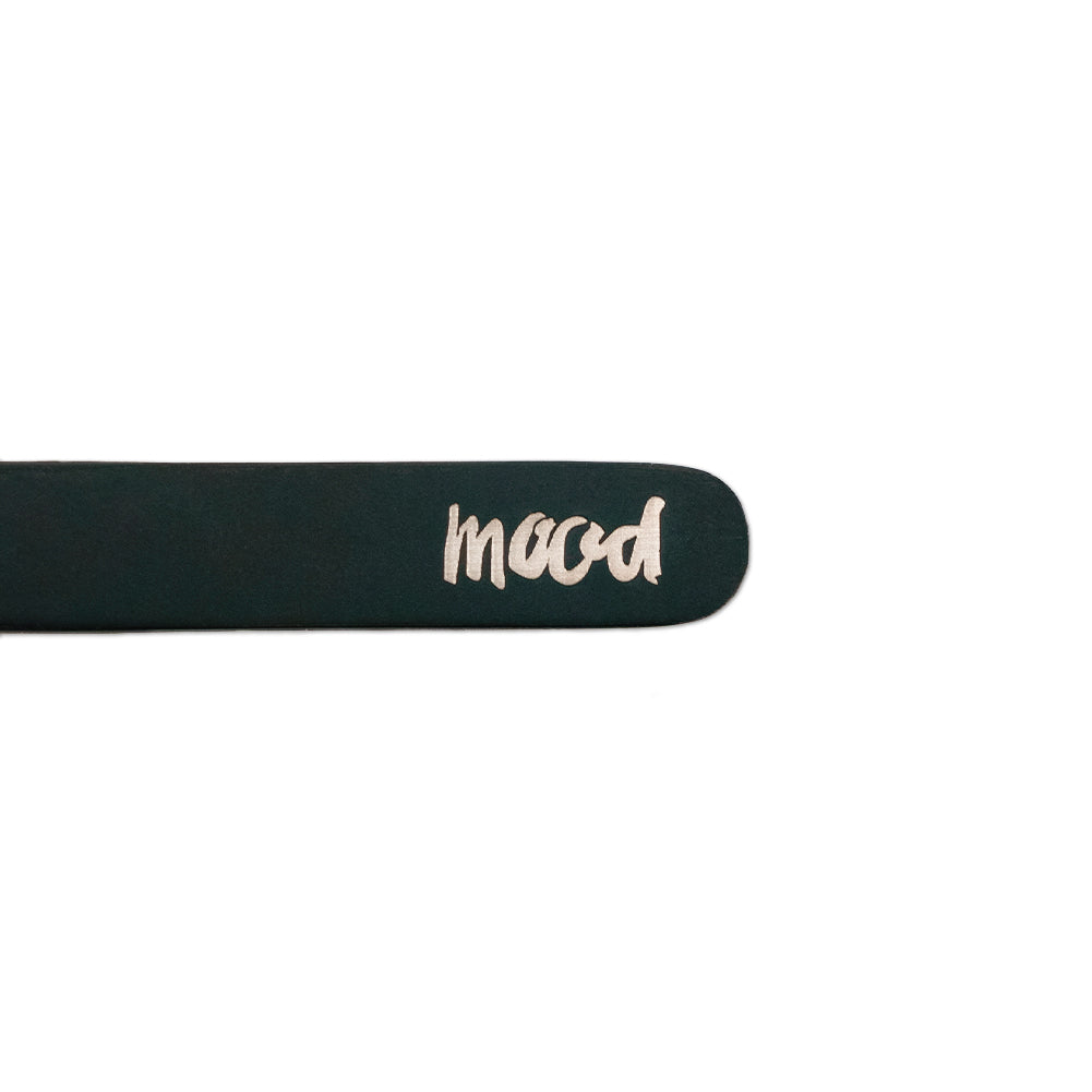 Mood Matte Black Curved Nose Tweezers - 4.75" - Detail
