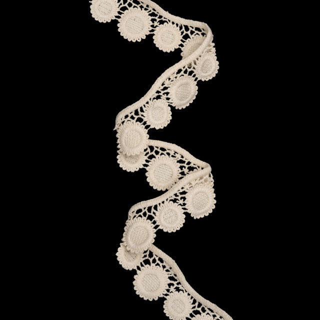 Ivory Hanging Sunflowers Cotton Venise Lace Trim - 1.5"