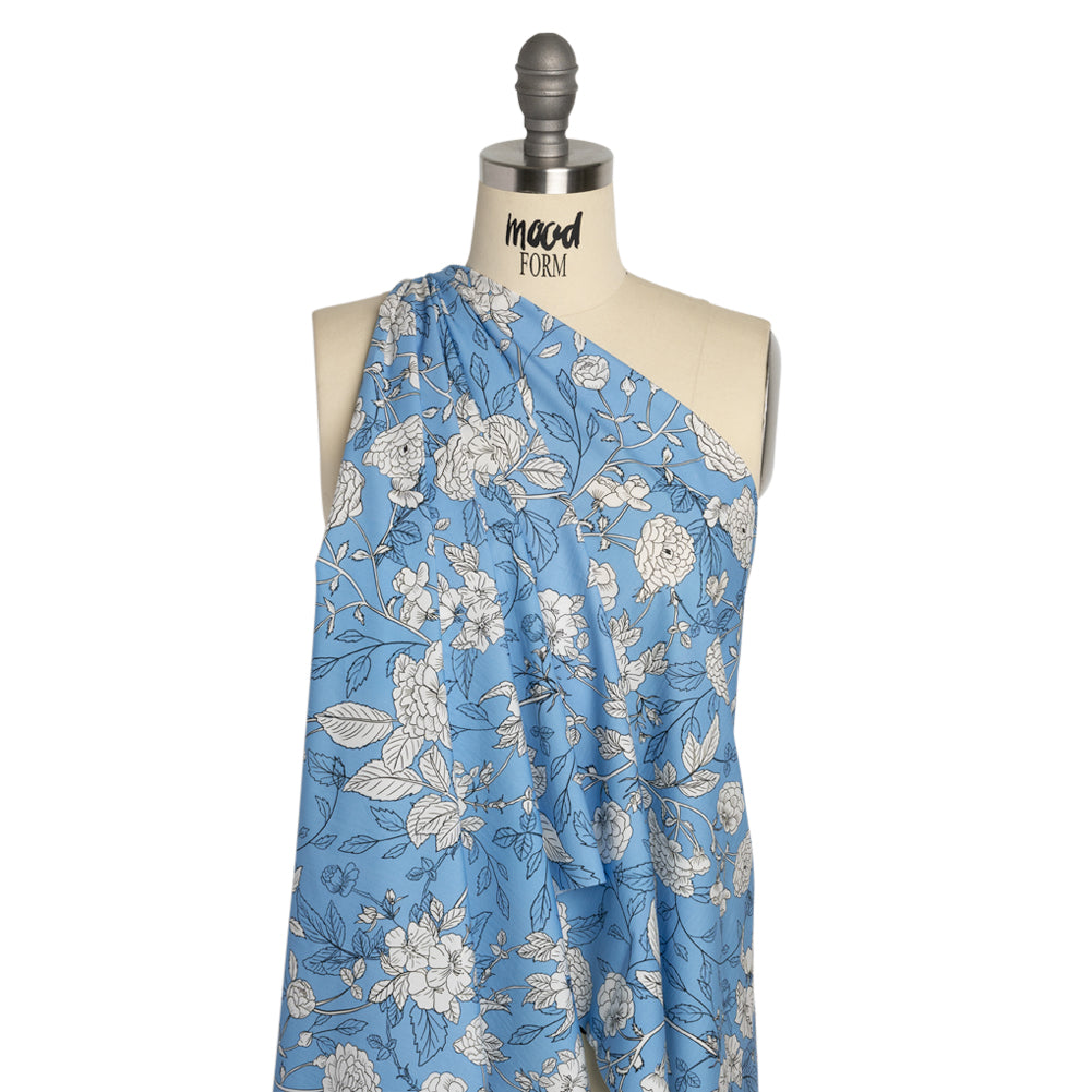 Mood Exclusive Budding Peonies Cotton Poplin Drape