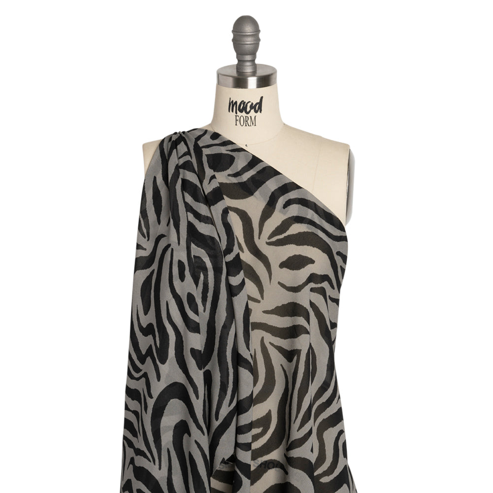 Mood Exclusive Black Nightfall in Namibia Viscose Georgette Detail