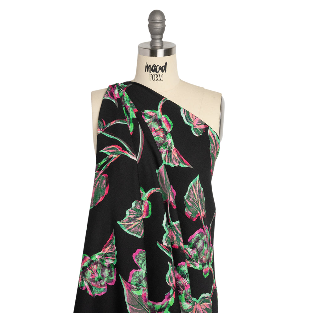 Mood Exclusive Infrared Roses Viscose Crepe Detail