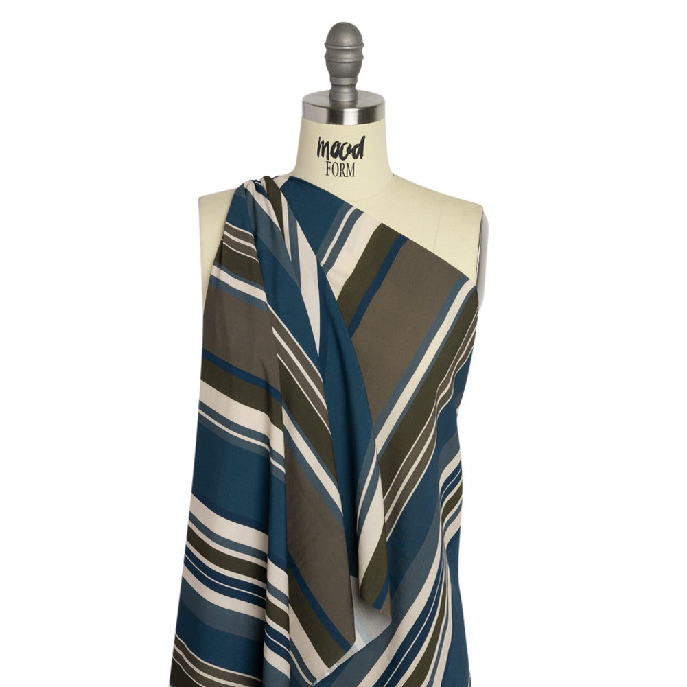 Mood Exclusive Navy Scan the Crowd Viscose Woven Detail