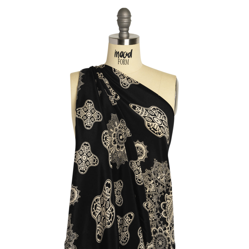 Black and Cream Eye Medallions Border Print Silk Crepe de Chine Detail