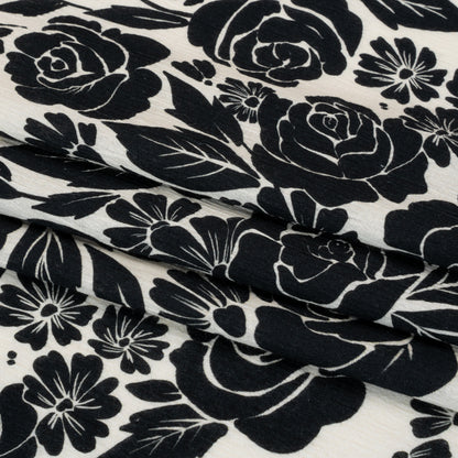Crinkled Cotton Gauze Panel - Black and White Roses - Mood Exclusive Mounting Roses Print Folded