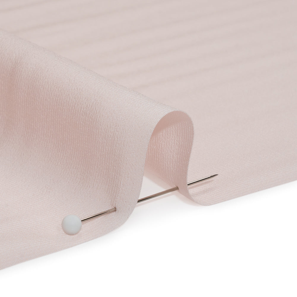 Famous Australian Designer Pale Mauve Viscose Crepe de Chine Detail
