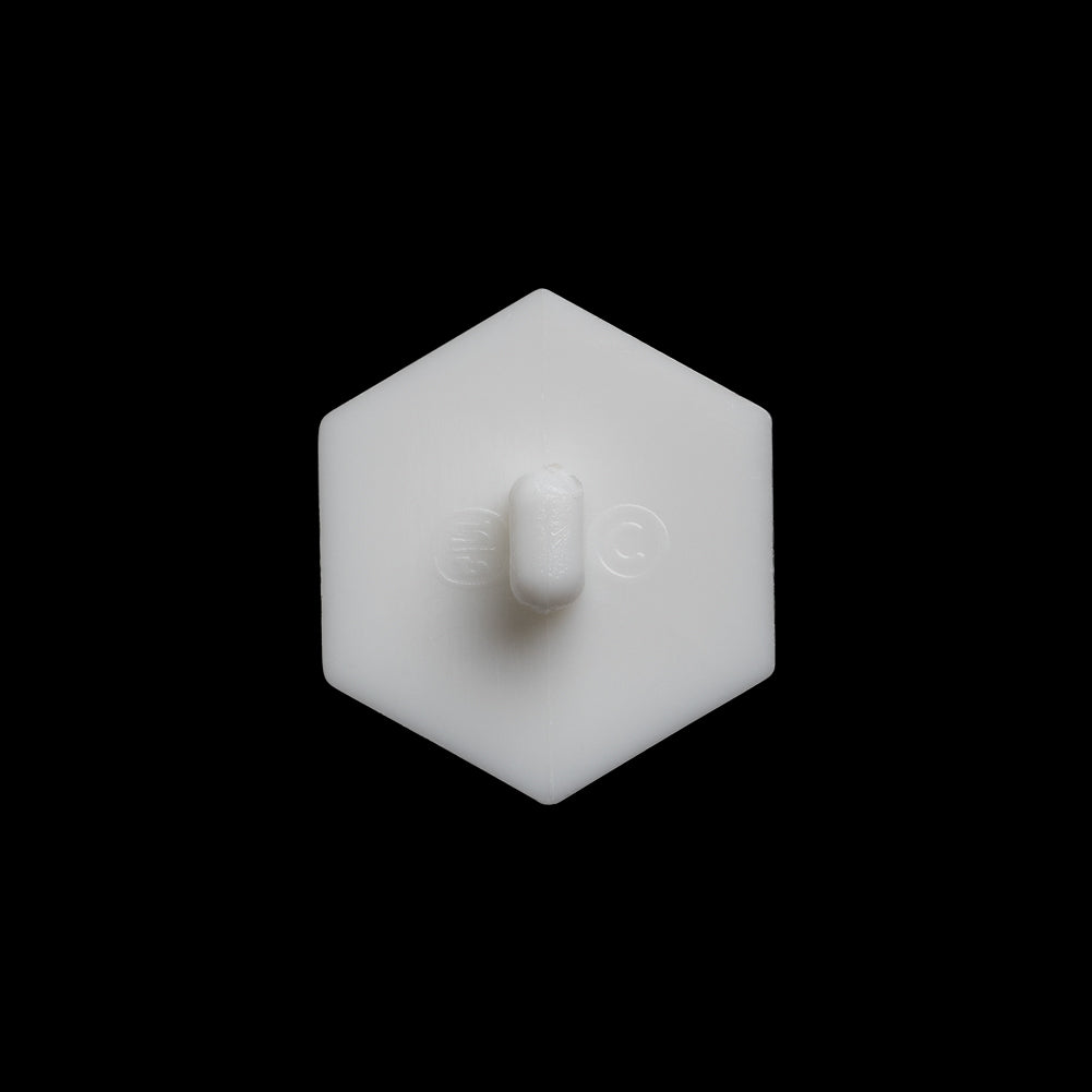 Hexagon Plastic Shank Back Button - 32L/20mm - White Geometric - Detail