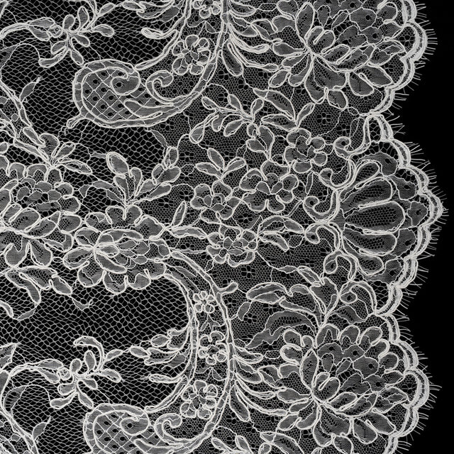 Corded Lace with Finished Edges - Off White Floral