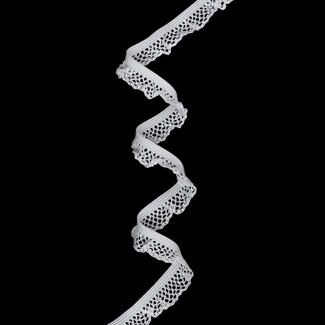Ruffled Stretch Lace Trim - 0.625" - White Crochet Lattice