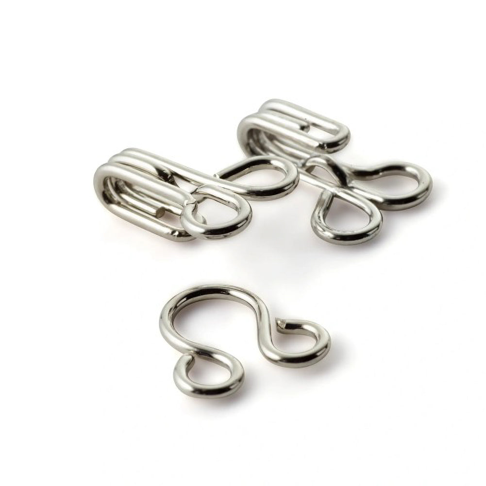 Prym Hooks & Eyes - Silver Size 2 - 12 Sets Detail