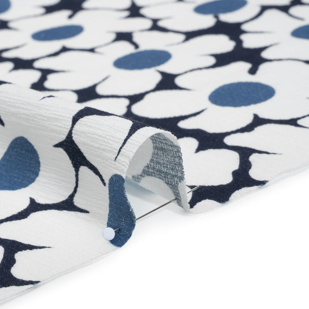 Slubbed Gauzy Cotton Woven - Navy, Blue and White Retro Daisies - Mood Exclusive Dancing Daisies Print - Detail