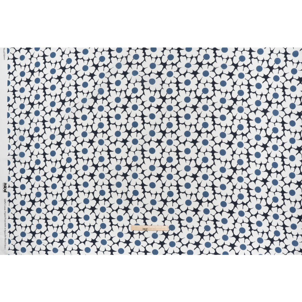 Slubbed Gauzy Cotton Woven - Navy, Blue and White Retro Daisies - Mood Exclusive Dancing Daisies Print - Full