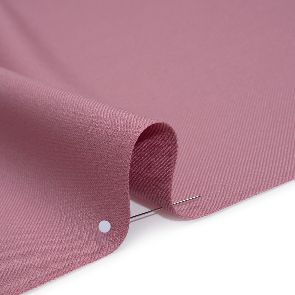 Virgin Merino Wool Twill Suiting Made in Italy - Dusty Rose - Detail