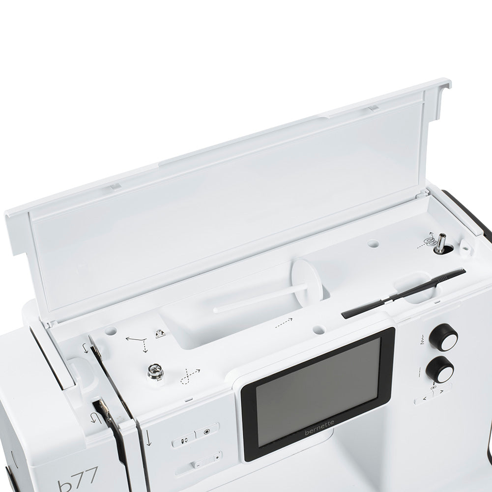 bernette 77 - Computerized Sewing Machine with 500 Stitches for Sewing and Quilting - Detail
