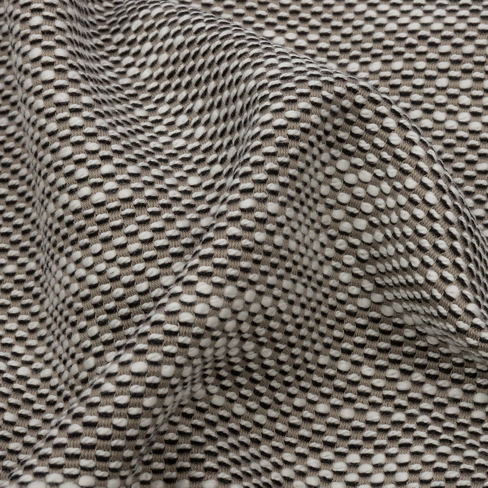 Stone/Black/White Solid Linen Detail