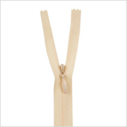 Invisible Zipper 24" by YKK - 055 Champagne