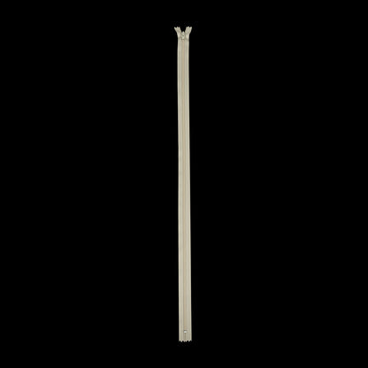 Invisible Zipper 24" by YKK - 122 Ivory Detail