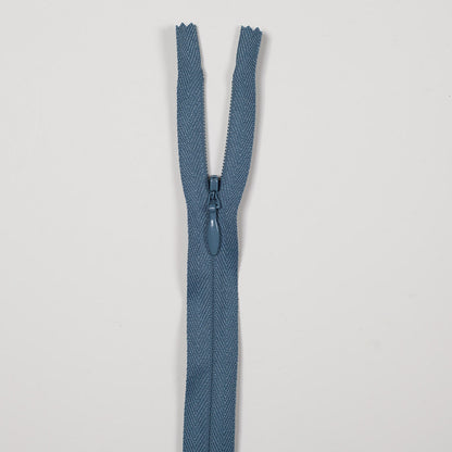 Invisible Zipper 24" by YKK - 575 China Blue